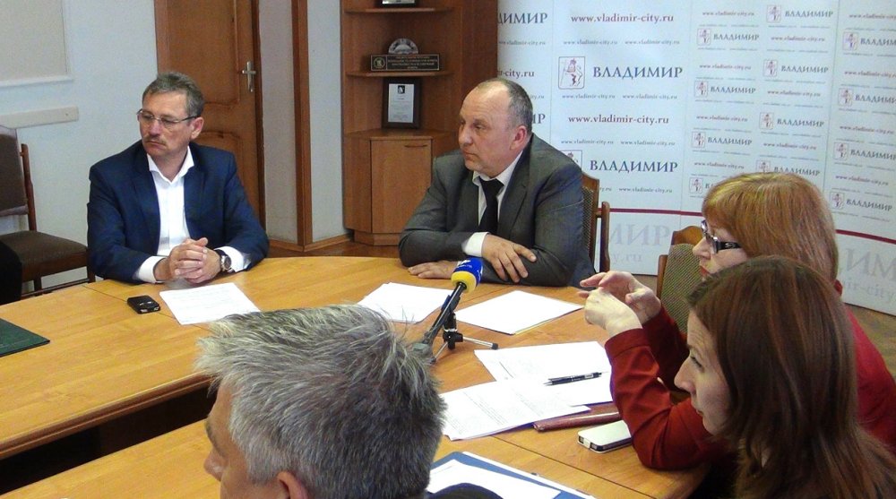 Николай Голенкевич выступил перед депутатами Владимирского горсовета